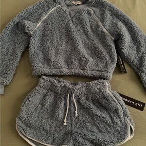 Madden Girl Plush Blue Lounge Set